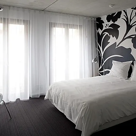 Banks Hotel 4*