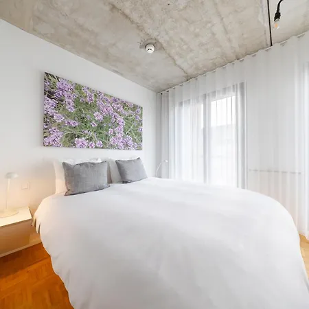 Banks Hotel 4*